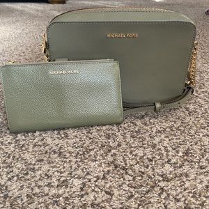 Olive green Michael Kors purse and wallet combo